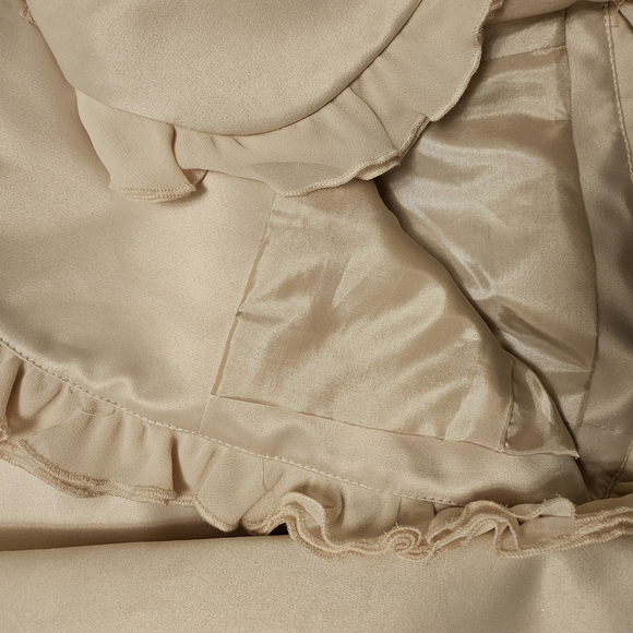 Cachet Cream Ruffled Blazer - Picture 3 of 3